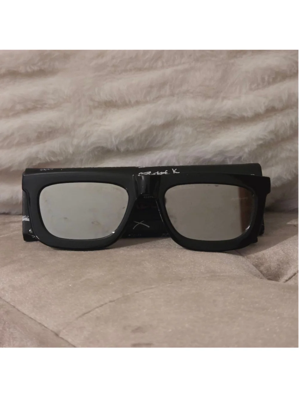 Women's Caddis Black reflective Square Sunglasses with Case